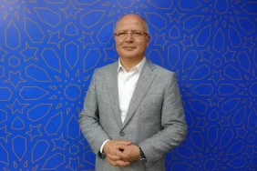 ak-parti-bursada-davut-gurkanla-yola-devam-1