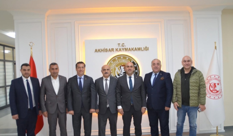 1744871858_Gemlik-Heyeti-Organize-Sanayileri-Inceledi-Gemlik-Ticaret-ve-Sanayi-odasi.jpg