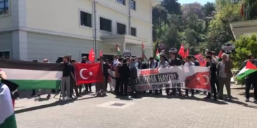 1745264204_Gemlik-Hukuk-Fakultesi-Ogrencilerinden-Filistin-Aciklamasi.jpg