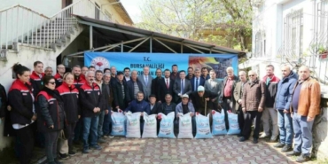 ciftcilere-hibe-destekli-tohum-dagitildi_4c76bf19c6f4-scaled.jpg