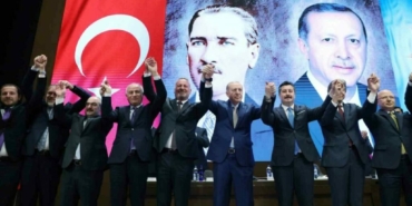 iyi-partiden-istifa-eden-iki-belediye-baskani-ak-partiye-gecti_3fb705cf8826-scaled.jpg