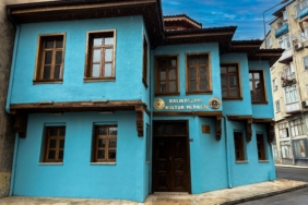 Balikpazari-Hamami-Yeni-Bir-Dayanismanin-Su-Baslangici.jpg