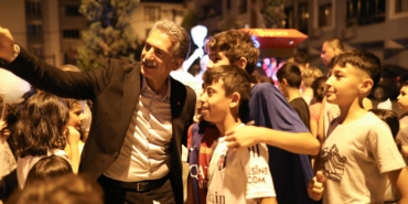7b73688d-e611-4c61-be27-0a32b0ced4cf_Başkan Deviren Katılımcı Bütçe'yi Tanıttı (3)
