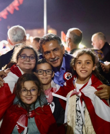 Gemlikte-Cumhuriyet-Coskusu-Kortej-Yuruyusuyle-Zirveye-Ulasti.jpg