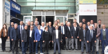 Gemlikte-Muhtarlar-Zirvesi.jpg