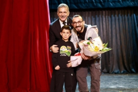 Cocuk-Senlikleri-Okulda-Siradan-Bir-Gun-Gosterisi-Ile-Basladi.jpeg