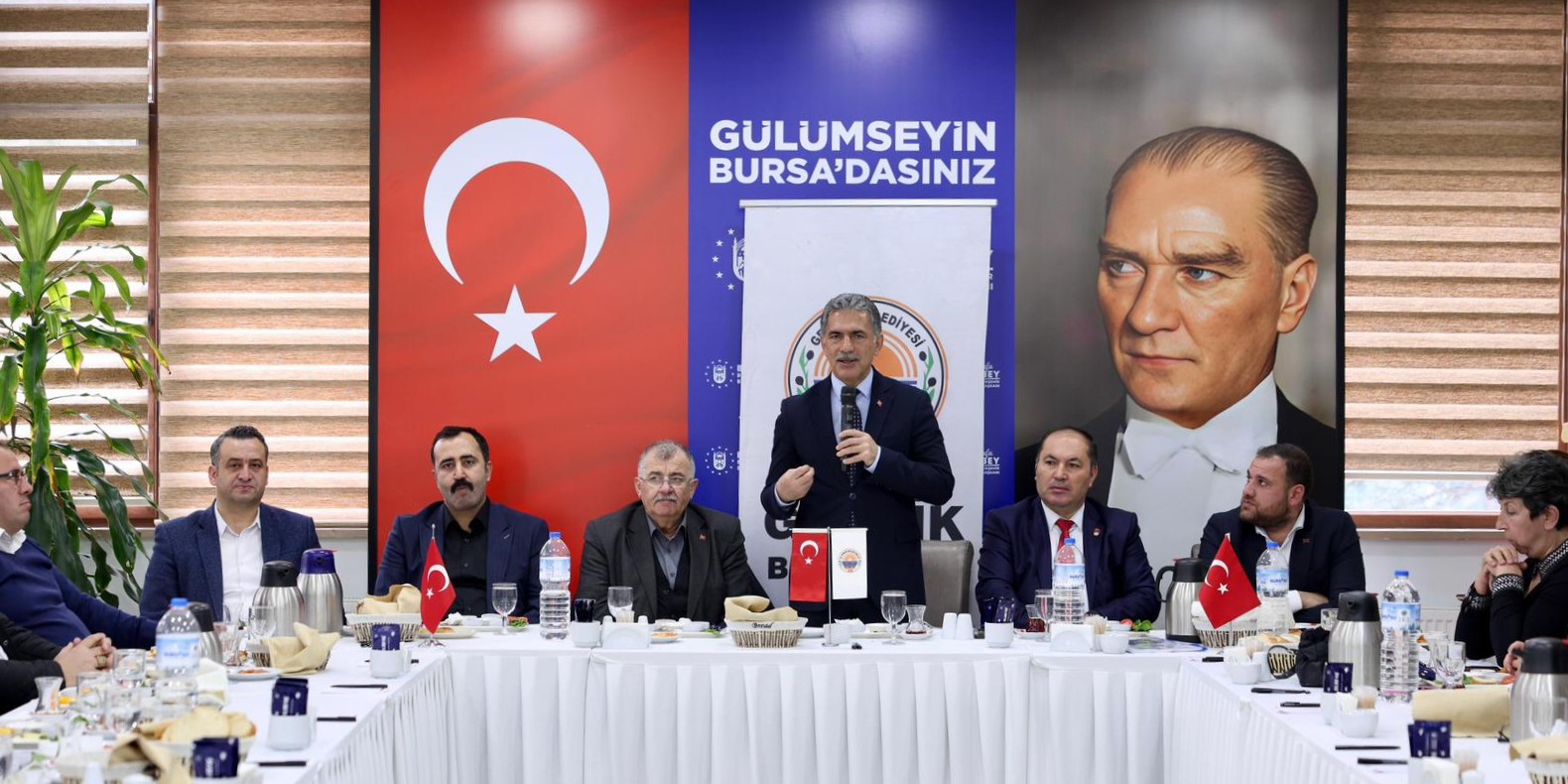 Gemlik’te Muhtarlar Toplantısı: Birlik ve Ortak Akıl Vurgusu