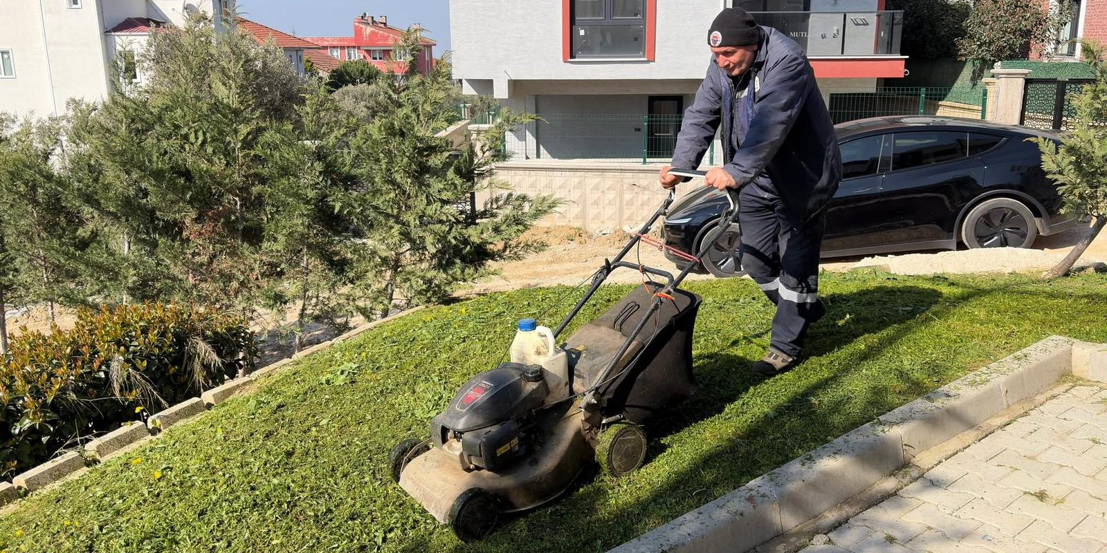 Gemlik’in Dört Bir Yanında Kent Estetiğini Güçlendiren Çalışmalar