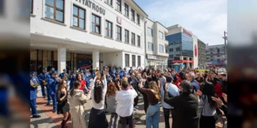 bursa-da-anlam-dolu-dunya-tiyatro-gunu-kutlamasi-1774730660