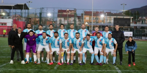 Gemlikte-Isci-Bayrami-Heyecani-Yesil-Sahaya-Tasindi-Gemlik-Belediyesinin-orga.jpg