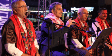 Bursa’da Mor Işıklar Altında Konser (1)