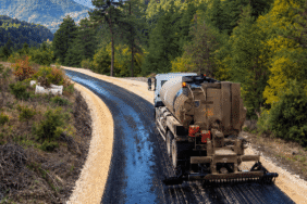 Dağlarda Orman Yolu Asfaltlama (1)