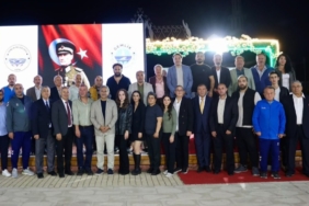 Gemlik-Belediyespor-Kulubunde-Birlik-ve-Beraberlik-Gecesi.jpeg